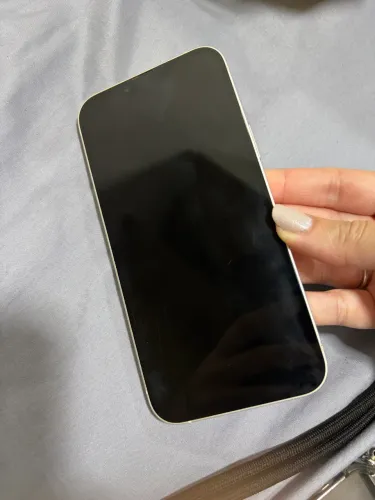 iPhone 14 Plus com nota fiscal e placa lógica queimada 