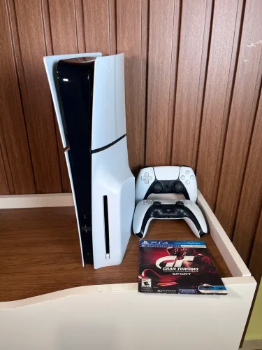 Play 5 Slim 1tb físico 2 controles
