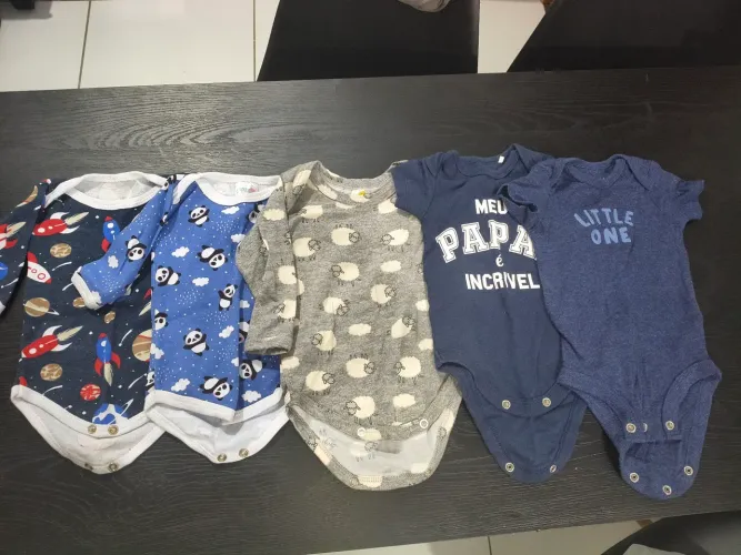 Body e macacões menino bebê