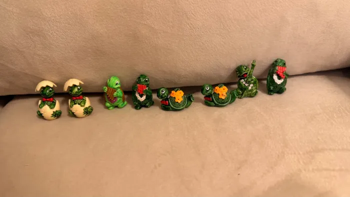 Coleção de kinder ovo ( tartalegres )