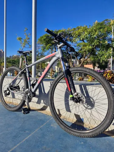 Bicicleta Oggi Hacker HDS inclusa nota fiscal