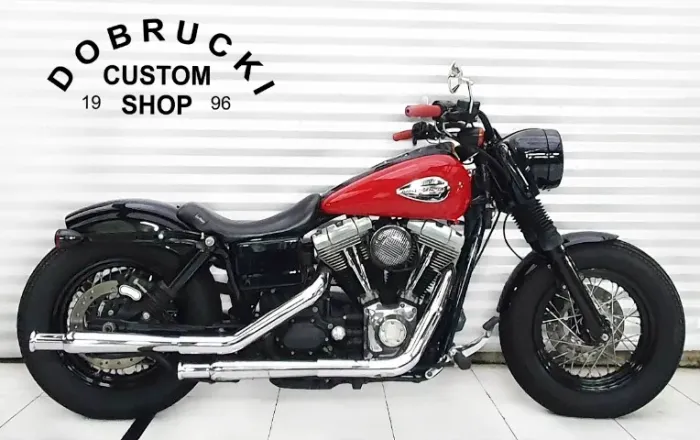 HARLEY DAVIDSON DYNA SUPER GLIDE CUSTOM 2009