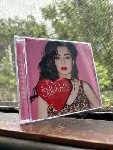 CD Charli XCX - Sucker
