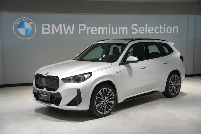 BMW IX1 Xdrive 30 M Sport (elétrico) 2024