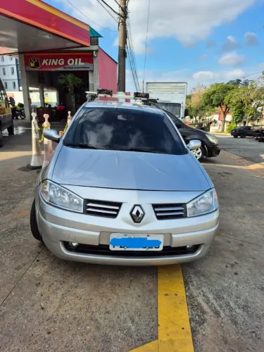 Renault Megane Grand Tour Dynam. Hi-flex 1.6 16V 2013