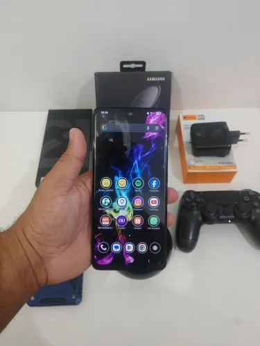 S21 ultra + Dex station