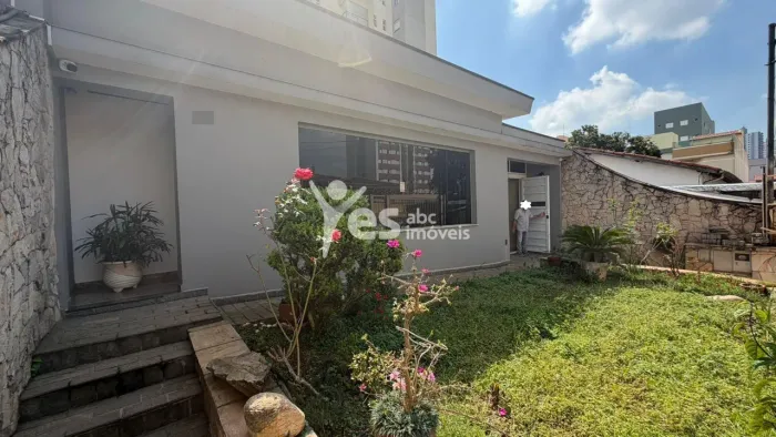 Casa térrea à venda na Vila Curuçá Santo André com jardim de inverno REF: 19851