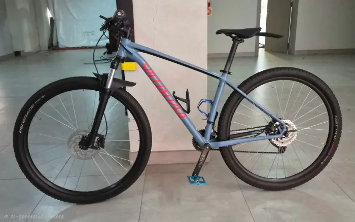 R$ 5.000 SPECIALIZED MTB ROCKHOPPER tamanho M