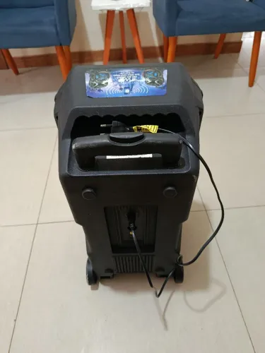 Caixa de som com fio e bateria recarregável