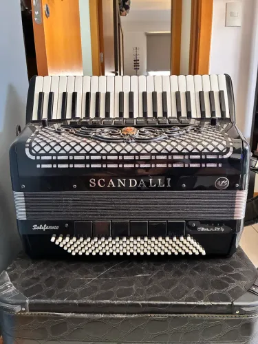 Acordeon Scandalli Polifônica