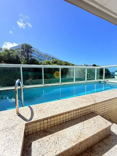 Cobertura duplex no Costa España, porteira fechada, nascente