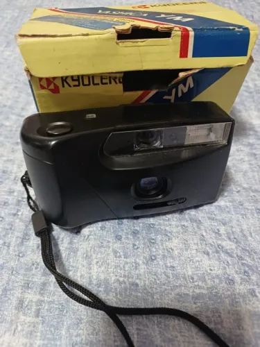 Camera fotografica Yashica - R$ 100,00