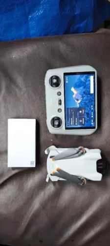 Drone DJI MINI 3 controle com Tela - Novo