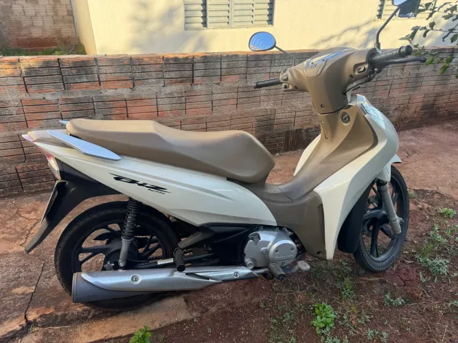 Biz 125 quitada