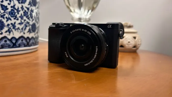Câmera Sony a6300 com lente + acessórios