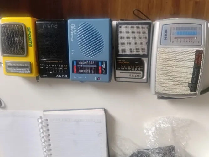 Rádios Sony e outros raros todos funcionando