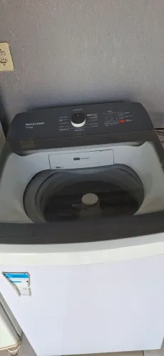 Máquina de Lavar Brastemp, capacidade de 13kg.