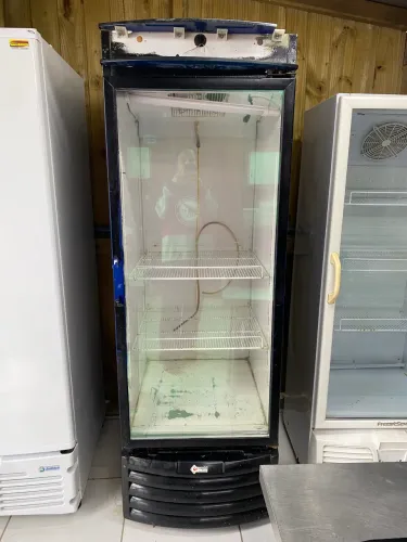 GELADEIRA EXPOSITORA