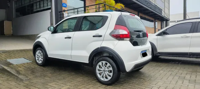 Fiat Mobi Like 1.0 Fire Flex 5P. 2021