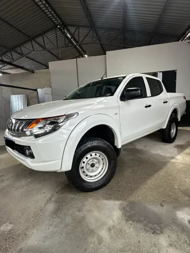 Mitsubishi L200 Triton Sport GLS 2.4 CD Diesel Aut. 2023