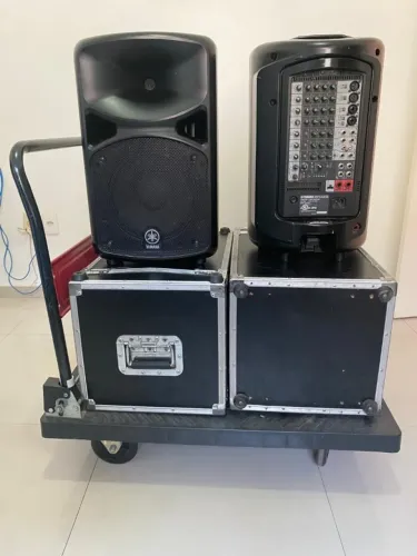 Yamaha Caixas Stagepas 600W
