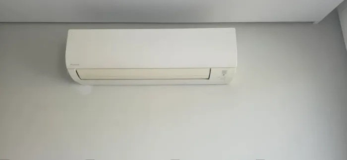VENDA URGENTE! -condicionado Daikin Duo Inverter 24.000 BTU - Completo - Excelente Estado