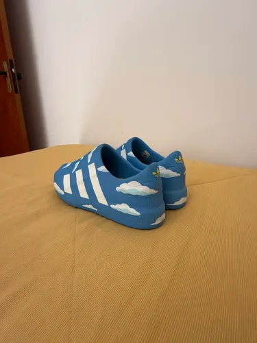 Tênis Adidas Edição Simpsons