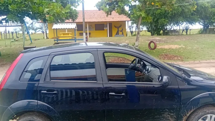 Oportunidade carro com 40.000 km