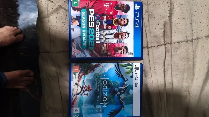 Vendo dois jogos ps4 e ps5 mídia física em ótimo estado 