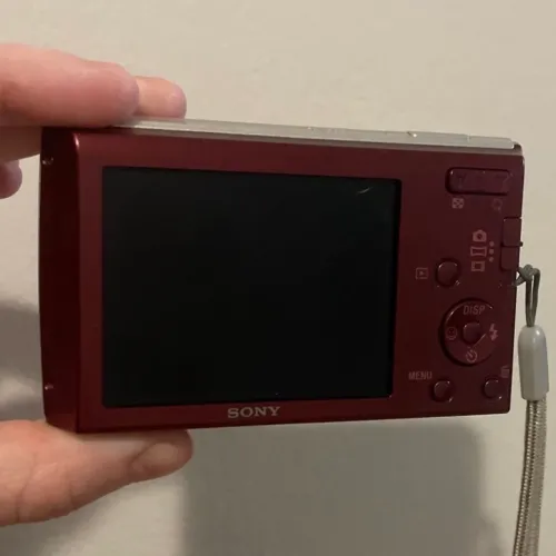 Câmera Digital Sony Cyber-shot 12.1MP Vermelha + Carregador e Cartão