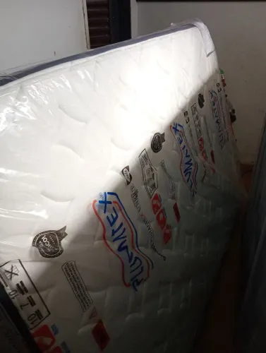 Cama box casal nova sem uso