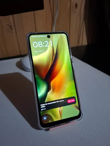 Moto G15 256gb com poucos meses de uso em perfeito estado 