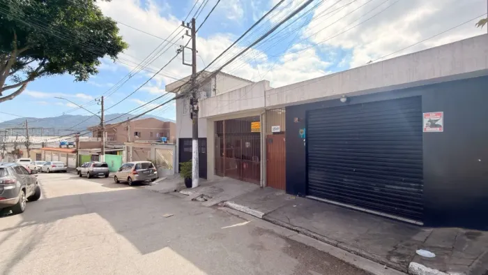 4 Casas a venda para rendiemnto