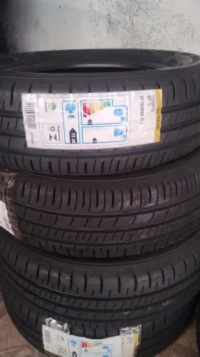Pneus aro 14 Dunlop 175/65R14. Os 4 