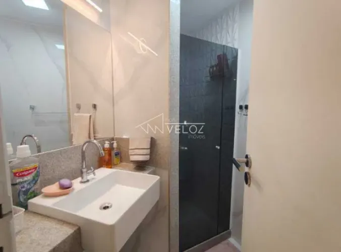 Apartamento : / Residencial / Lagoa