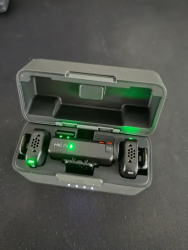 Microfone Sem Fio DJI Mic Mini (2 TX Microfone + 1 RX Receptor com Case