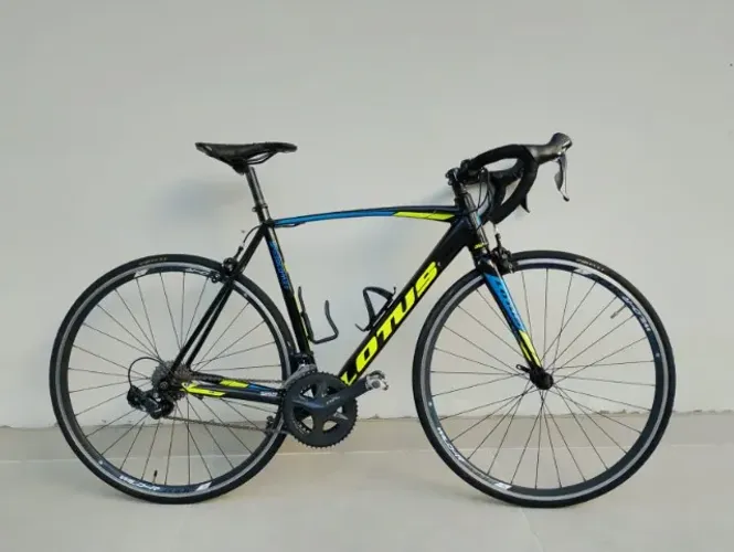 Bike road/speed Lotus Dakota - 2x9v sora - tam 56