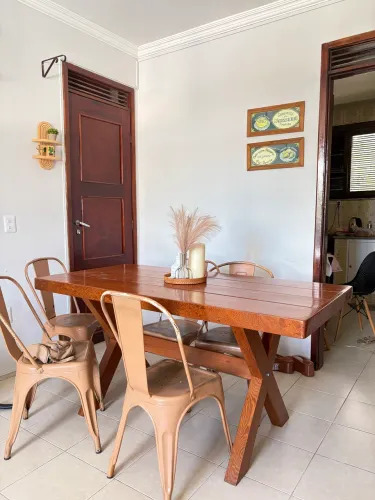 Mesa 100% Madeira Pura 6 lugares