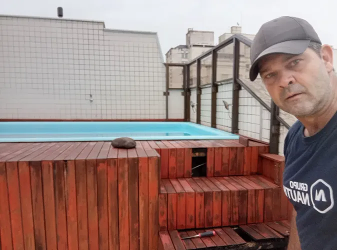 Deck de Piscina
