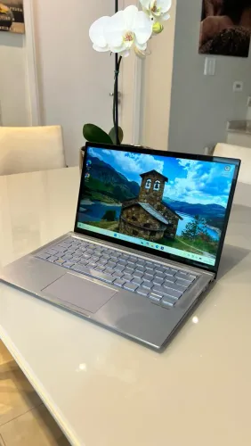 Notebook ASUS ZenBook/Harman Kardon/i5-10210U/8G/SSD 256G/14 FHD/Garantia+Nota Fiscal