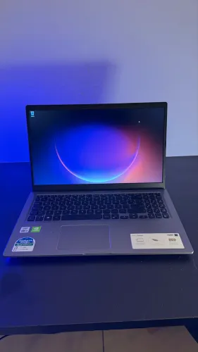 Notebook ASUS i5 10ª Geração | GeForce MX130 2GB | SSD 1TB | 8GB RAM | Estado de Novo