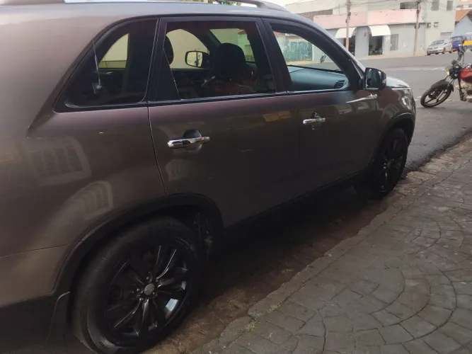 Kia Motors Sorento 2.4 16V 4X2 Aut. 2011