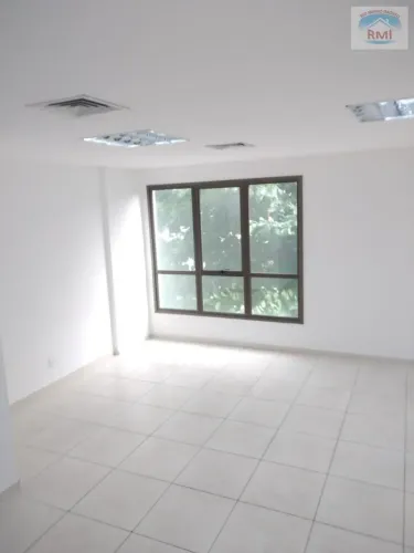 Sala Comercial para Locação em Rio de Janeiro, Freguesia (Jacarepaguá), 1 banheiro, 1 vaga