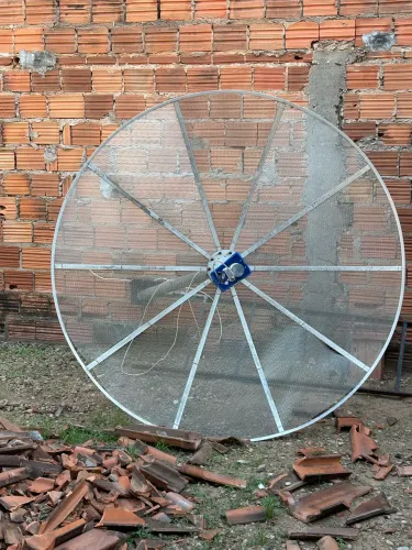 Antena paraboica