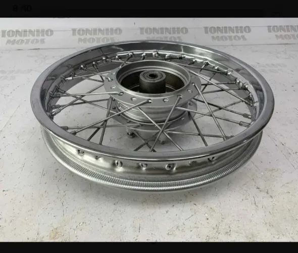 Roda traseira pop 100 em excelente estado 80 reais
