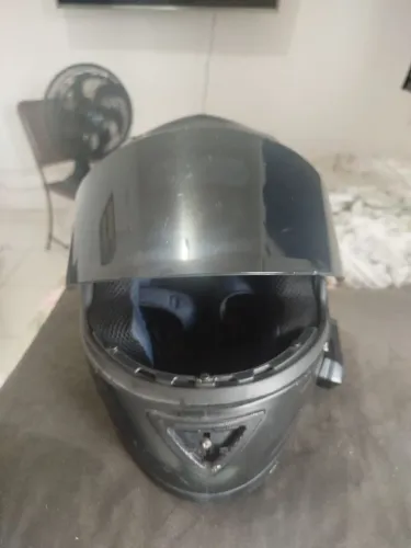 Capacete FW3 GT Classic c/ Viseira fumê+ Intercomunicador