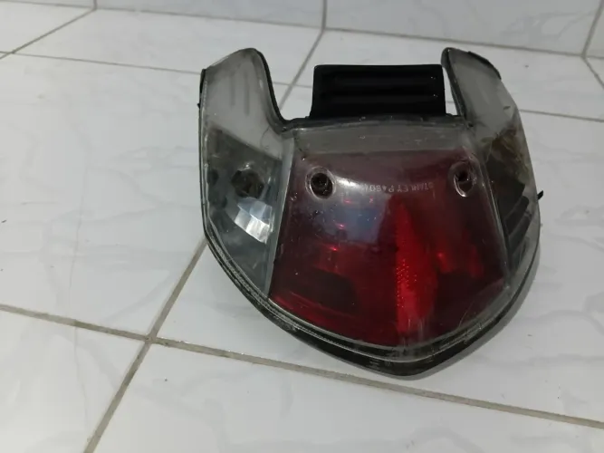 Lanterna de Yamaha Neo 125