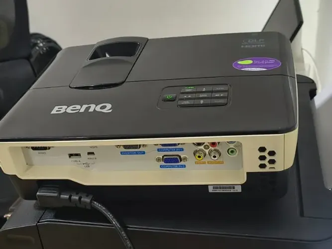 projetor benq MX660 