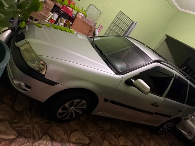 Volkswagen Parati 1.6 MI/ 1.6 MI City (álcool) 2003