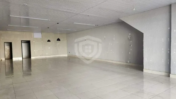 Salão Comercial para Locação com 2 banheiros e 200 m² Centro | Bauru/SP